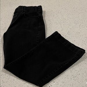 LEVI’S “Perfect Pull On” Flare Elastic Waist Stretch Denim Jeans Black Size 34